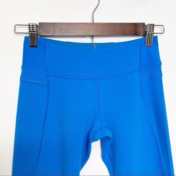 Lululemon Power Up Crop Pants Blue Size 2 - Picture 6 of 9